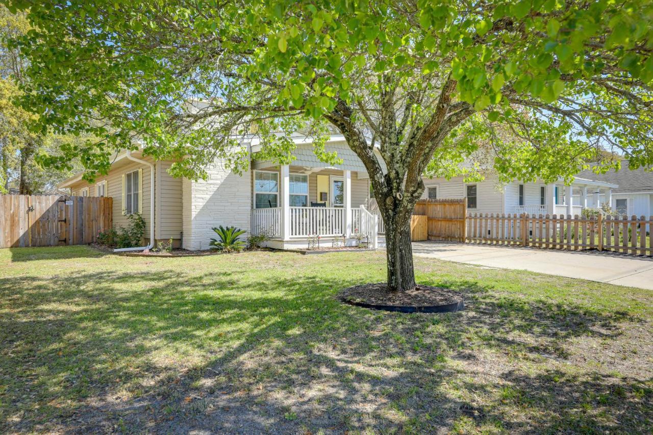 Lovely Morehead City Home With Fire Pit And Gas Grill Exterior photo